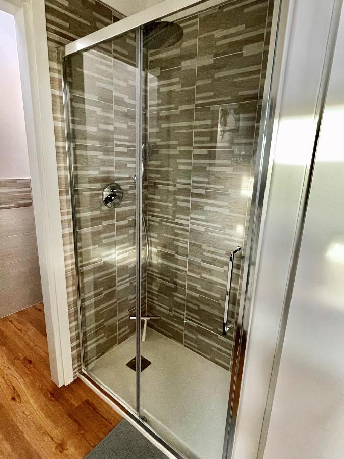 La Casina Verde - Appartamento Mansardato Livorno Ngoại thất bức ảnh